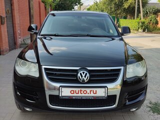 2009 Volkswagen Touareg I Рестайлинг, чёрный, 1530000 рублей, вид 2