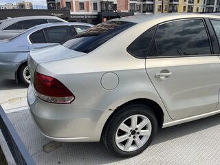 2011 Volkswagen Polo V, серебристый, 510000 рублей, вид 3