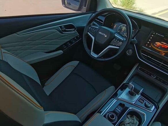 2025 Isuzu D-Max III, бежевый, 3700000 рублей - вид 7