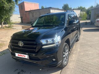 2016 Toyota Land Cruiser 200 Series Рестайлинг 2, чёрный, 5600000 рублей, вид 2