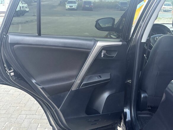 2014 Toyota RAV4 IV (XA40), чёрный, 1620000 рублей - вид 25