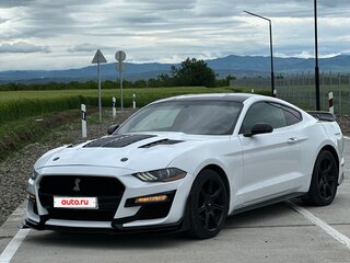 2018 Ford Mustang VI Рестайлинг, белый, 3100000 рублей, вид 4