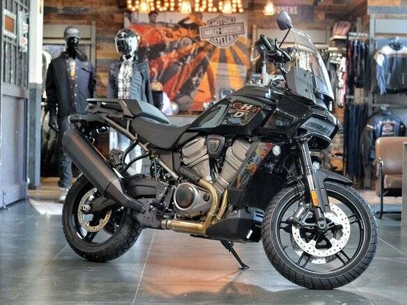 2022 Harley-Davidson Pan America, чёрный, 1890000 рублей - вид 1