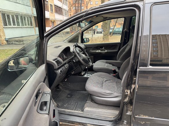 2001 Volkswagen Sharan I Рестайлинг, чёрный, 290000 рублей - вид 9