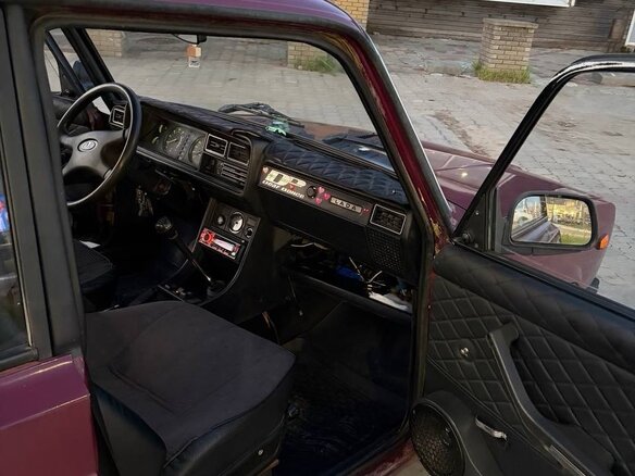 2003 Lada (ВАЗ) 2107, красный, 110000 рублей - вид 5