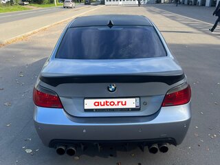 2003 BMW 5 серии 530i V (E60/E61), серый, 1400000 рублей, вид 4