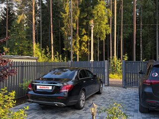 2019 Mercedes-Benz E-Класс 200 V (W213, S213, C238), чёрный, 3000000 рублей, вид 4