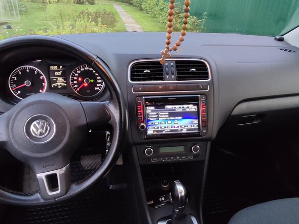 2010 Volkswagen Polo V, синий, 730000 рублей - вид 18