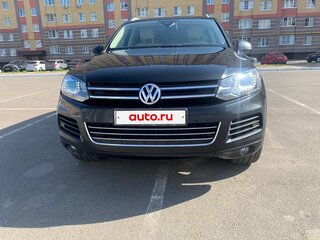 2013 Volkswagen Touareg II, чёрный, 2130000 рублей, вид 4