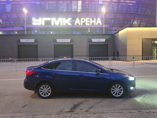 2015 Ford Focus III Рестайлинг, синий, 1400000 рублей, вид 5