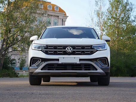 2023 Volkswagen Tayron I Рестайлинг, белый, 2410000 рублей, вид 2