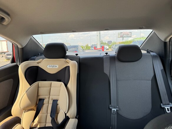 2012 Hyundai Solaris I, красный, 799000 рублей - вид 8