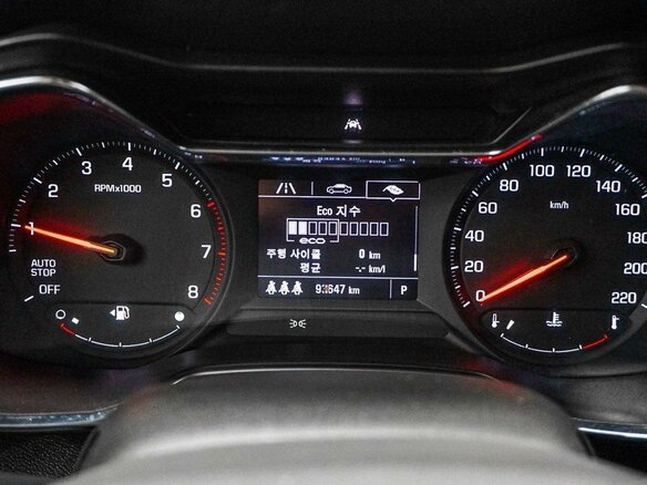 2020 Chevrolet TrailBlazer III, красный, 1890000 рублей - вид 12