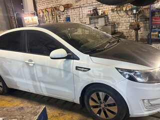 2012 Kia Rio 5-speed III, белый, 650000 рублей, вид 1