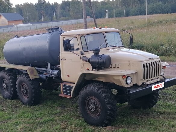 1997 Урал 4320, бежевый, 1600000 рублей