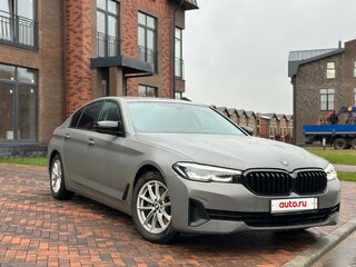 2021 BMW 5 серии 520d VII (G30/G31/G38) Рестайлинг, серый, 4150000 рублей, вид 1