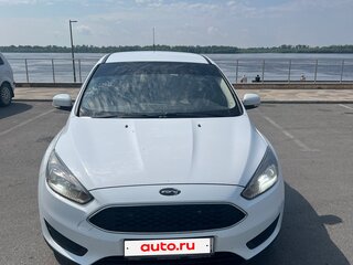 2016 Ford Focus III Рестайлинг, белый, 800000 рублей, вид 2