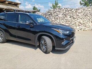 2020 Toyota Highlander IV (XU70), чёрный, 4499000 рублей, вид 3