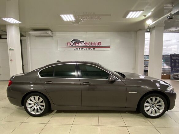 2011 BMW 5 серии 520d VI (F10/F11/F07), серый, 2280000 рублей - вид 6