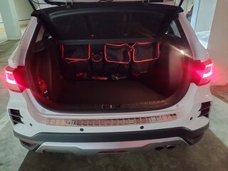 2021 Kia Rio X IV Рестайлинг, белый, 2000000 рублей, вид 4