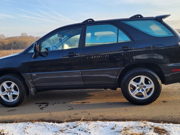 2001 Lexus RX 300 I, чёрный, 900000 рублей - вид 2