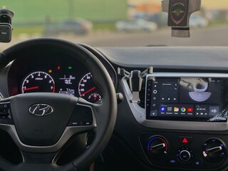 2018 Hyundai Solaris II, синий, 985000 рублей, вид 4