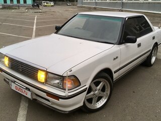 1991 Toyota Crown VIII (S130), белый, 880000 рублей, вид 4