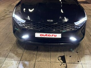 2020 Kia K5 III, чёрный, 2000000 рублей, вид 1