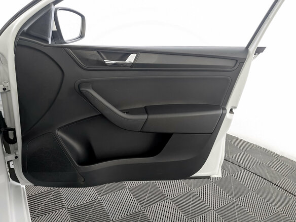 2021 Skoda Rapid II, белый - вид 22