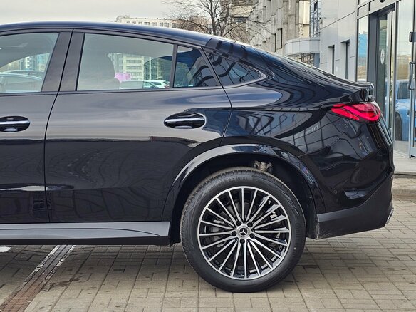 2025 Mercedes-Benz GLC Coupe 300 II (C254), чёрный - вид 6