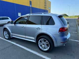 2006 Volkswagen Touareg I, серый, 970000 рублей, вид 4