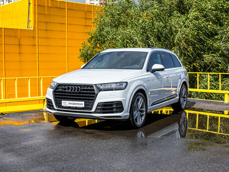 Audi Q7 II (4M)