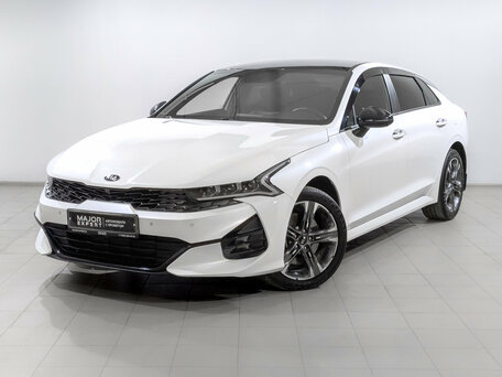 Kia K5 III