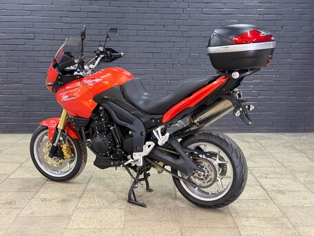 2011 Triumph Tiger 1050, красный, 575000 рублей, вид 5