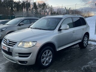 2008 Volkswagen Touareg I Рестайлинг, бежевый, 1690000 рублей, вид 2