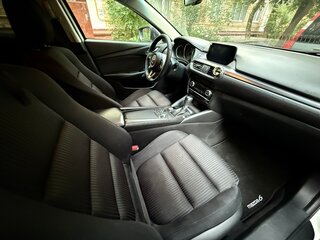 2017 Mazda 6 III (GJ) Рестайлинг, белый, 1450000 рублей, вид 4