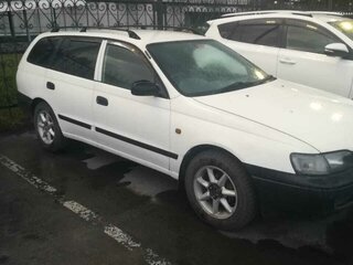 1997 Toyota Caldina I Рестайлинг, белый, 250000 рублей, вид 2