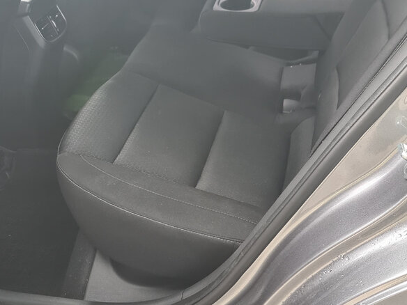 2018 Hyundai Elantra VI (AD), серебристый, 1075000 рублей - вид 9