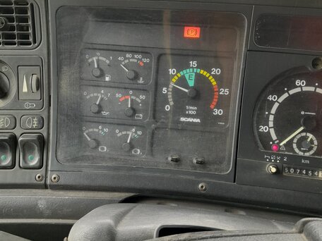 1997 Scania P-series, белый, 2400000 рублей, вид 2