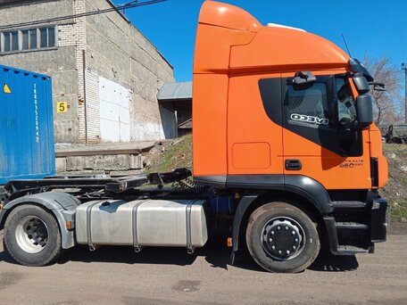 2014 Iveco Stralis, оранжевый, 5500000 рублей, вид 4