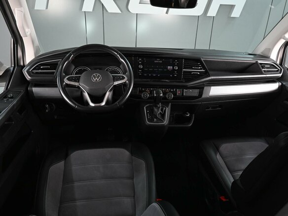 2021 Volkswagen Multivan T6 Рестайлинг, белый, 6100000 рублей - вид 5