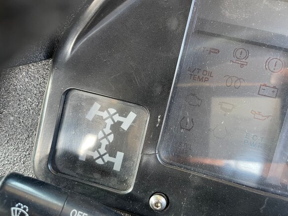 2001 Toyota Mega Cruiser, бежевый - вид 11