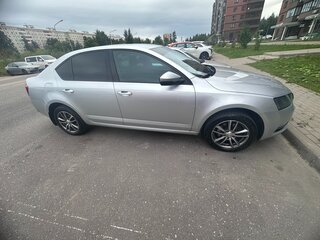2017 Skoda Octavia III (A7) Рестайлинг, серебристый, 1170000 рублей, вид 3