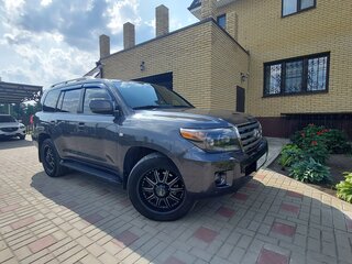 2011 Toyota Land Cruiser 200 Series, серый, 2849000 рублей, вид 1