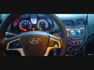 2015 Hyundai Solaris I Рестайлинг, чёрный, 690000 рублей, вид 4