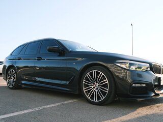 2017 BMW 5 серии 530d xDrive VII (G30/G31/G38), серый, 3850000 рублей, вид 3