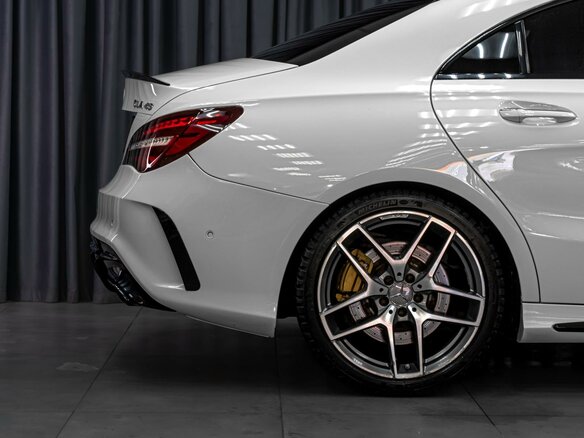 2016 Mercedes-Benz CLA AMG 45 AMG I (C117, X117) Рестайлинг, белый, 2525000 рублей - вид 12