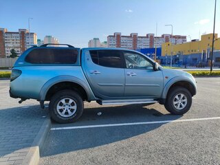 2007 Mitsubishi L200 IV, серый, 1100000 рублей, вид 3