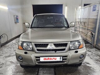 2004 Mitsubishi Pajero III Рестайлинг, бежевый, 750000 рублей, вид 3