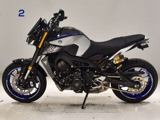 2020 Yamaha MT-09 (FZ-09), чёрный, 900000 рублей, вид 3
